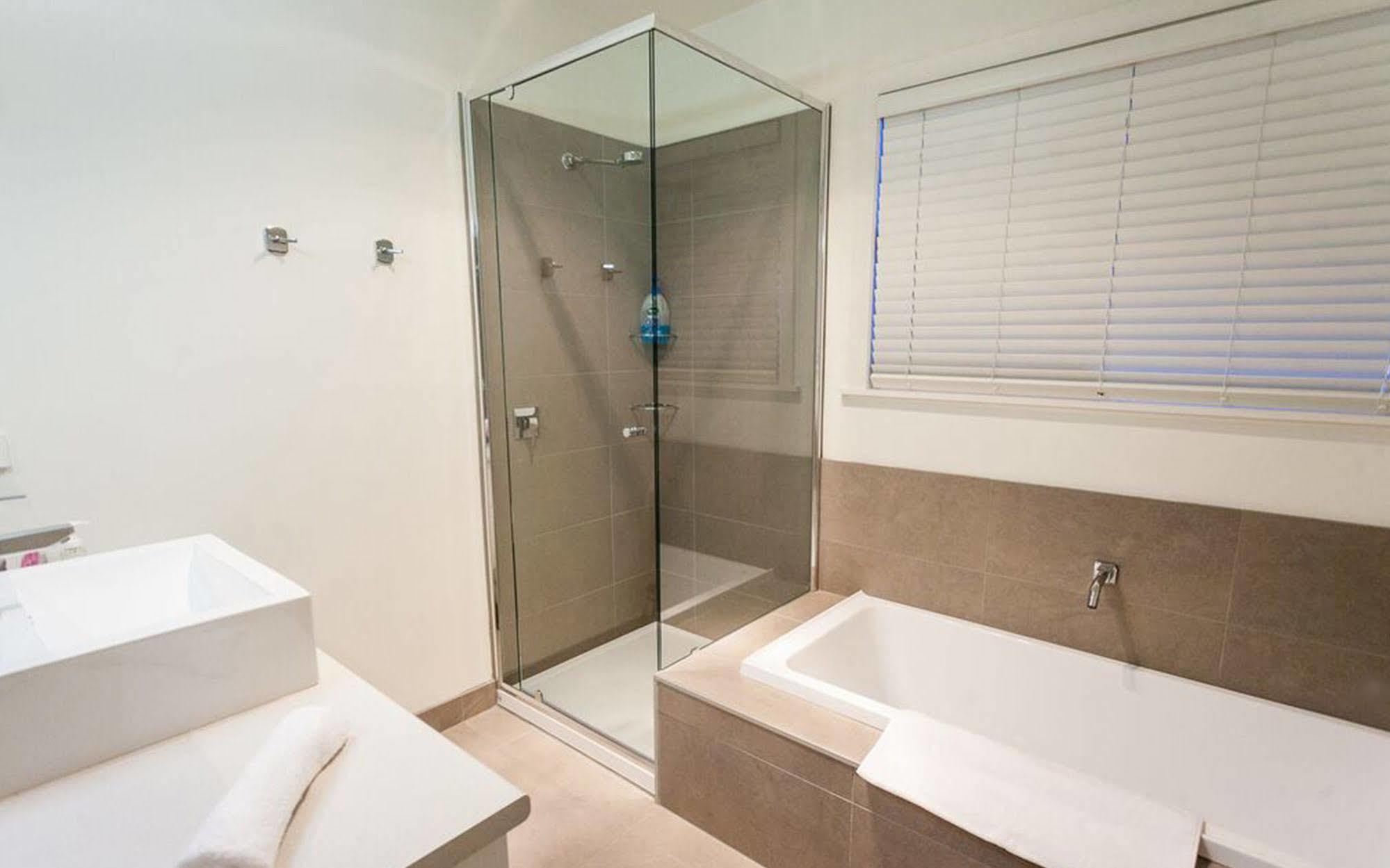 Point Lonsdale Holiday Apartments (Adults Only) Queenscliff Εξωτερικό φωτογραφία