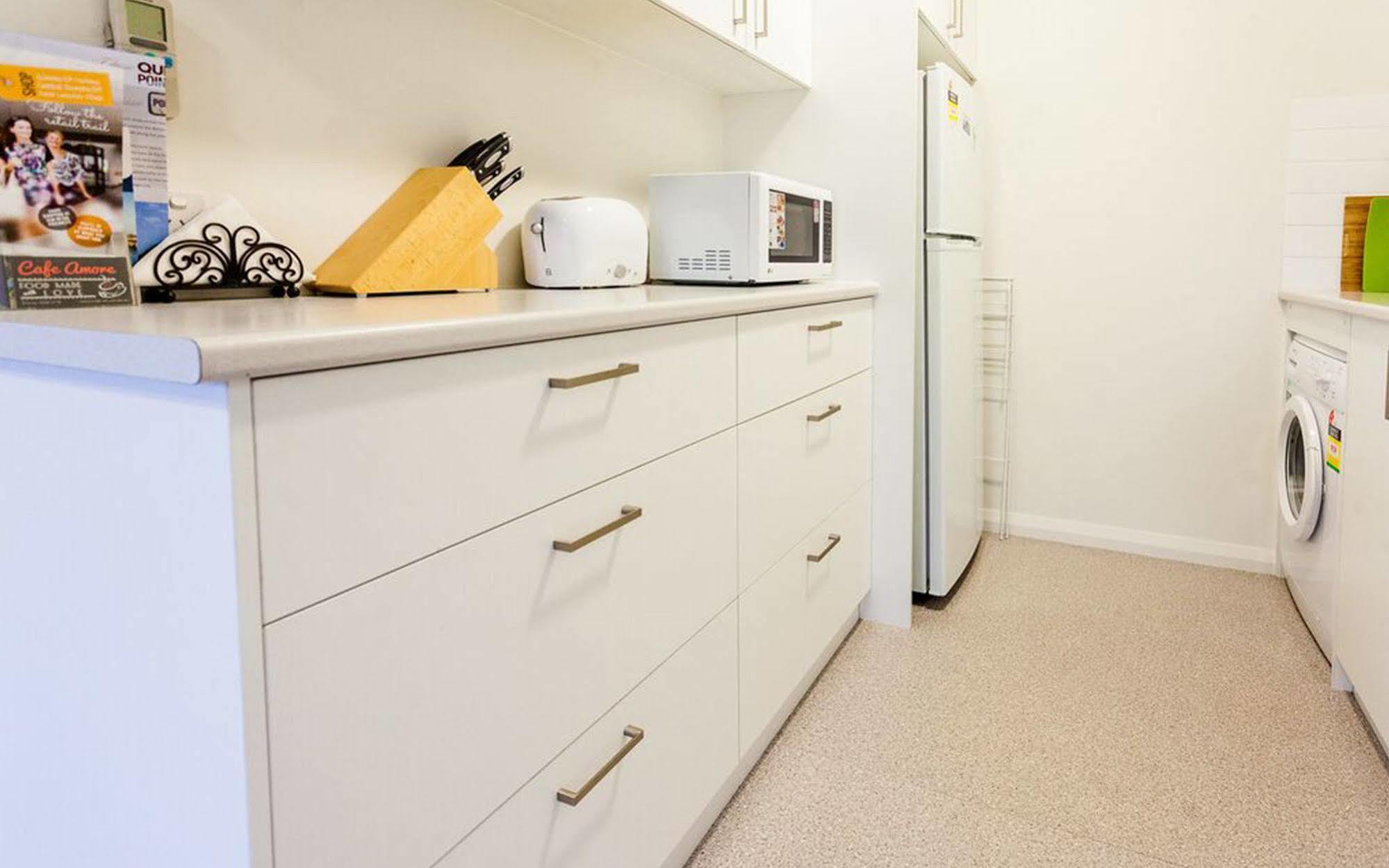Point Lonsdale Holiday Apartments (Adults Only) Queenscliff Εξωτερικό φωτογραφία